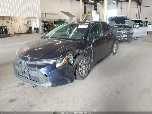 JTDEAMDE7NJ037953 2022 TOYOTA COROLLA - Image 2