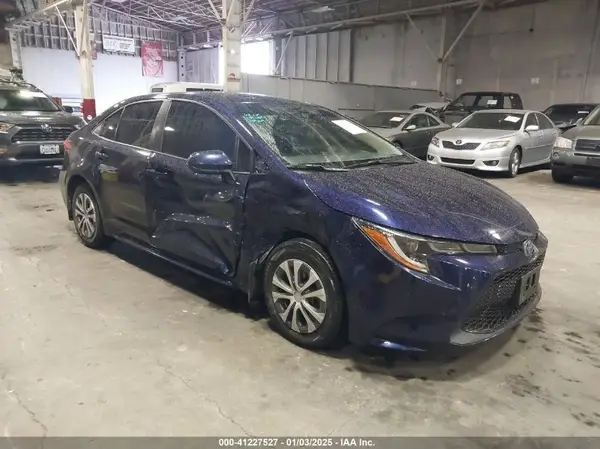 JTDEAMDE7NJ040805 2022 TOYOTA COROLLA - Image 1