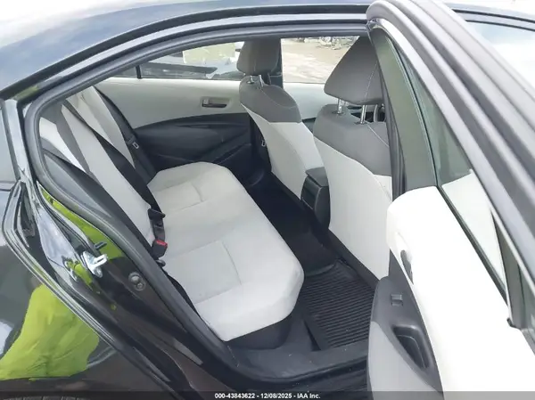 JTDEAMDE7NJ047902 2022 TOYOTA COROLLA - Image 8