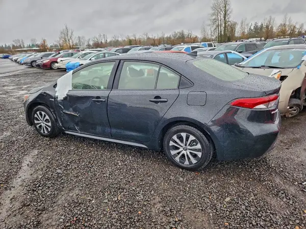 JTDEAMDE8MJ013272 2021 TOYOTA COROLLA - Image 2