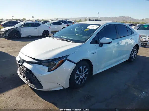 JTDEAMDE8MJ013501 2021 TOYOTA COROLLA - Image 2