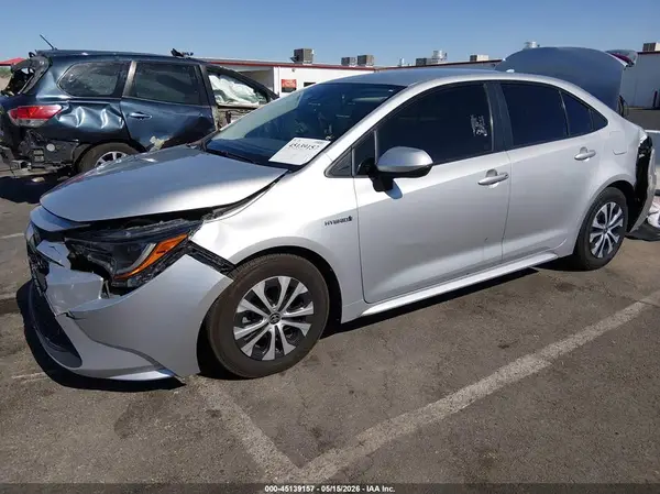 JTDEAMDE8MJ014096 2021 TOYOTA COROLLA - Image 2