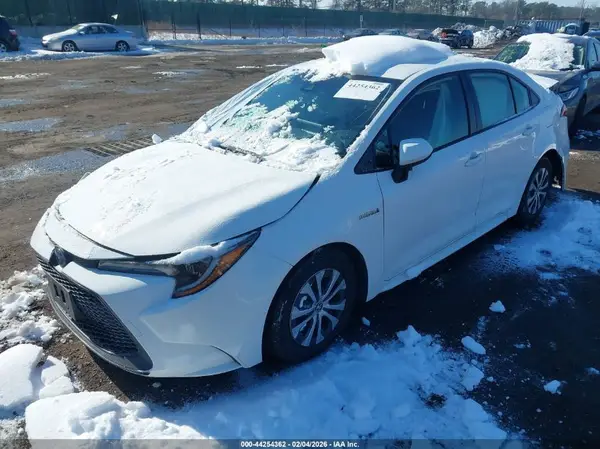 JTDEAMDE8MJ023638 2021 TOYOTA COROLLA - Image 2