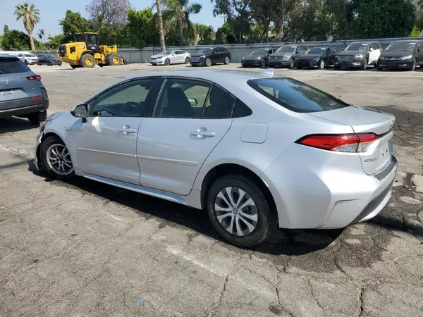 JTDEAMDE8MJ031304 2021 TOYOTA COROLLA - Image 2