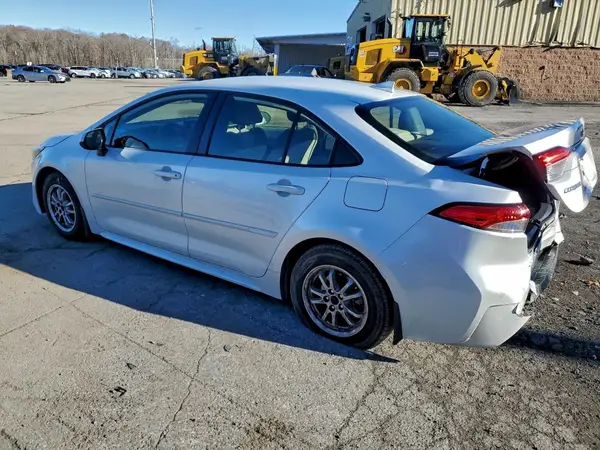 JTDEAMDE8N3005131 2022 TOYOTA COROLLA - Image 2
