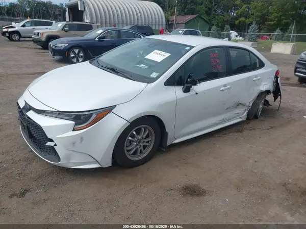 JTDEAMDE8N3006554 2022 TOYOTA COROLLA - Image 2