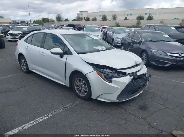 JTDEAMDE8N3012421 2022 TOYOTA COROLLA - Image 1