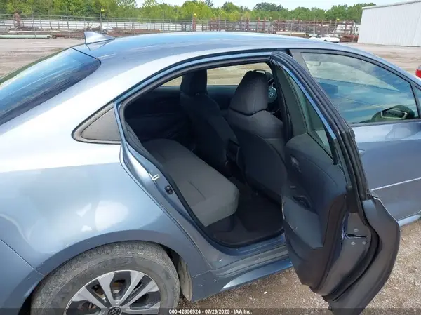 JTDEAMDE8NJ036374 2022 TOYOTA COROLLA - Image 8