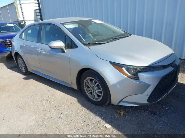 JTDEAMDE8NJ043485 2022 TOYOTA COROLLA - Image 1