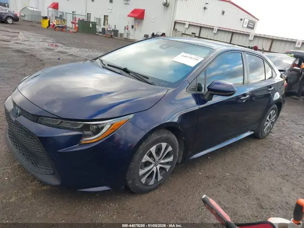 JTDEAMDE8NJ047696 2022 TOYOTA COROLLA - Image 2