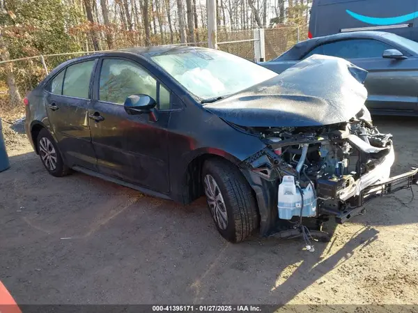 JTDEAMDE8NJ056916 2022 TOYOTA COROLLA - Image 1