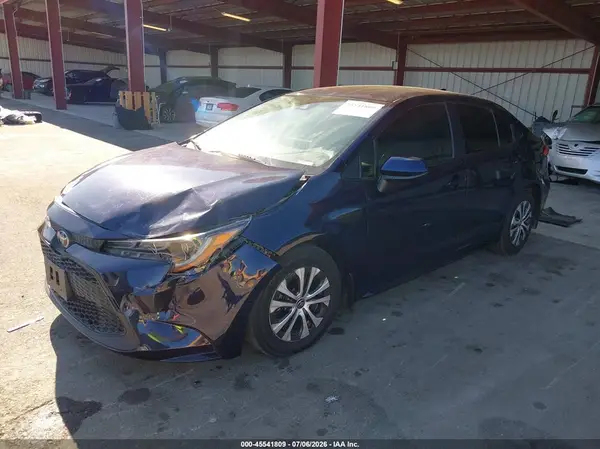 JTDEAMDE8NJ058326 2022 TOYOTA COROLLA - Image 2