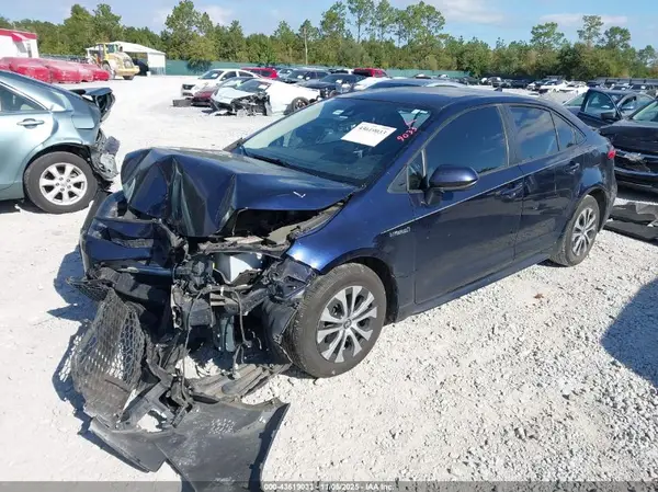 JTDEAMDE9MJ003091 2021 TOYOTA COROLLA - Image 2