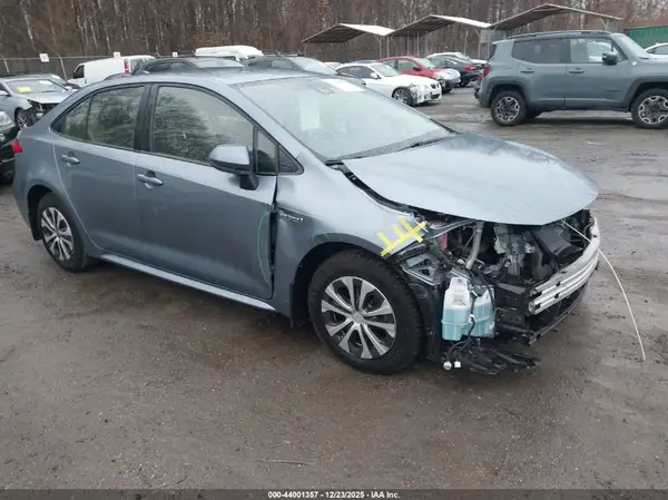 JTDEAMDE9MJ015841 2021 TOYOTA COROLLA - Image 1