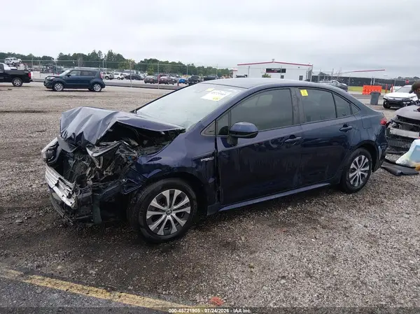 JTDEAMDE9MJ029576 2021 TOYOTA COROLLA - Image 2