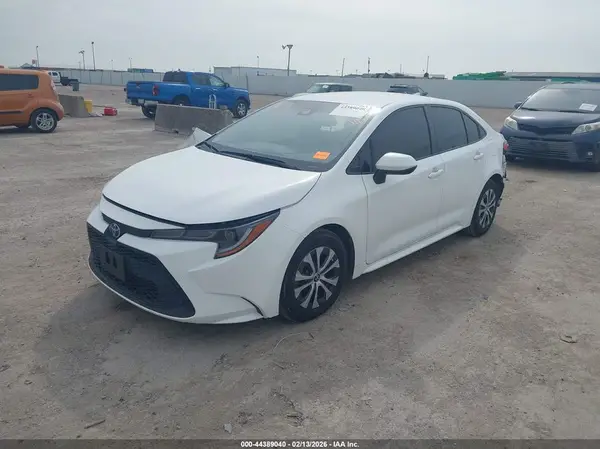 JTDEAMDE9N3009799 2022 TOYOTA COROLLA - Image 2