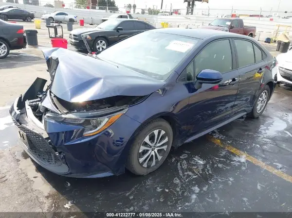 JTDEAMDE9NJ037498 2022 TOYOTA COROLLA - Image 2