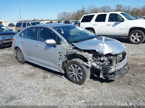 JTDEAMDE9NJ043365 2022 TOYOTA COROLLA - Image 1