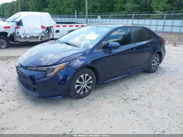 JTDEAMDE9NJ049893 2022 TOYOTA COROLLA - Image 2
