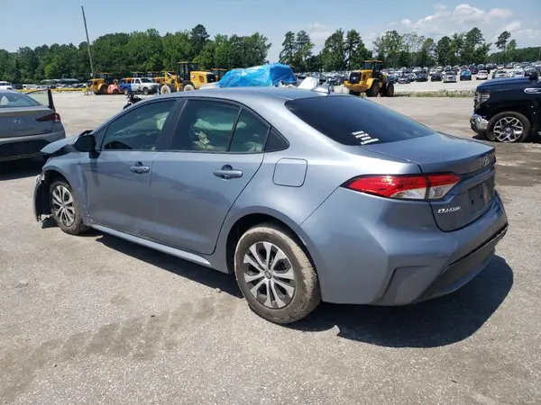 JTDEAMDE9NJ056780 2022 TOYOTA COROLLA - Image 2