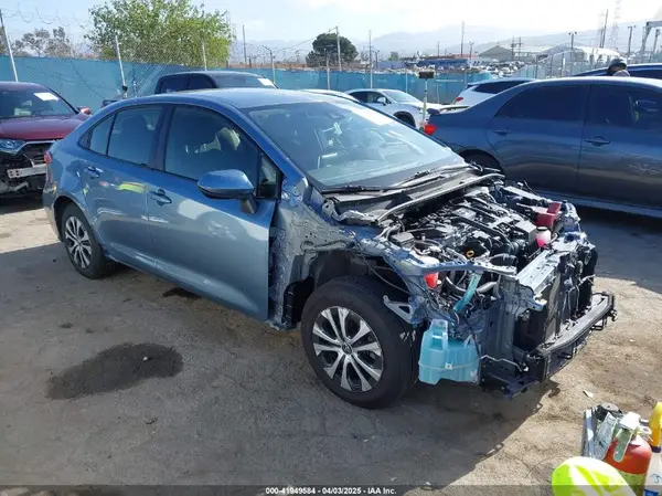 JTDEAMDEXMJ002757 2021 TOYOTA COROLLA - Image 1