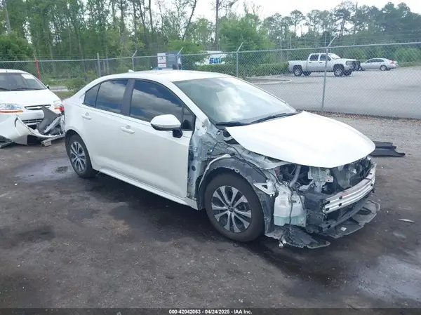 JTDEAMDEXMJ008929 2021 TOYOTA COROLLA - Image 1