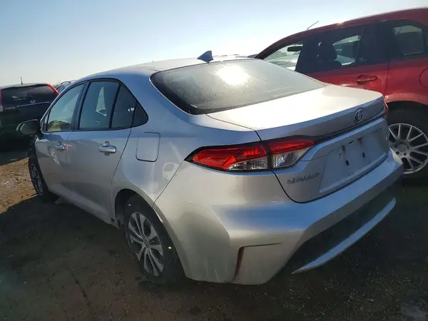 JTDEAMDEXMJ013497 2021 TOYOTA COROLLA - Image 2