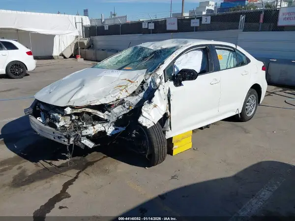 JTDEAMDEXMJ014780 2021 TOYOTA COROLLA - Image 2