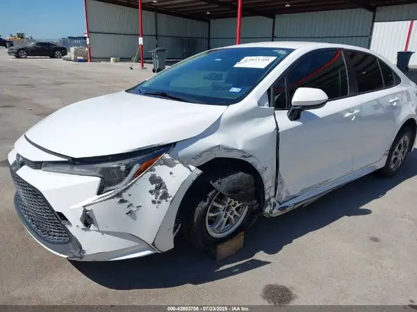 JTDEAMDEXN3003123 2022 TOYOTA COROLLA - Image 2