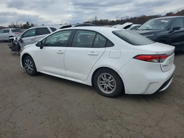 JTDEAMDEXN3011867 2022 TOYOTA COROLLA - Image 2