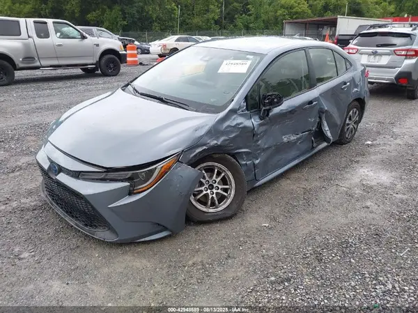 JTDEAMDEXNJ035761 2022 TOYOTA COROLLA - Image 2