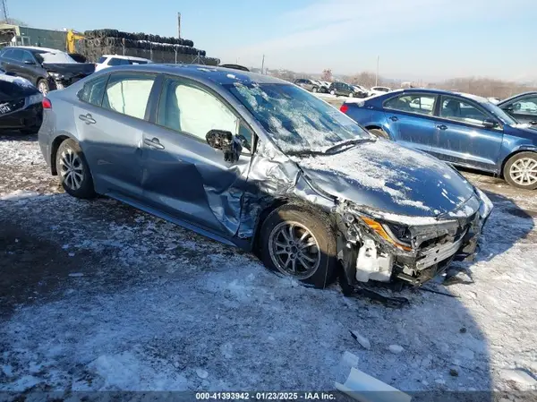 JTDEAMDEXNJ038126 2022 TOYOTA COROLLA - Image 1