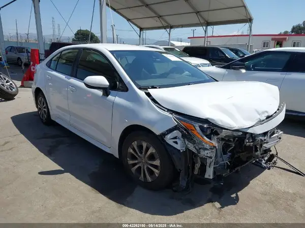 JTDEAMDEXNJ052897 2022 TOYOTA COROLLA - Image 1
