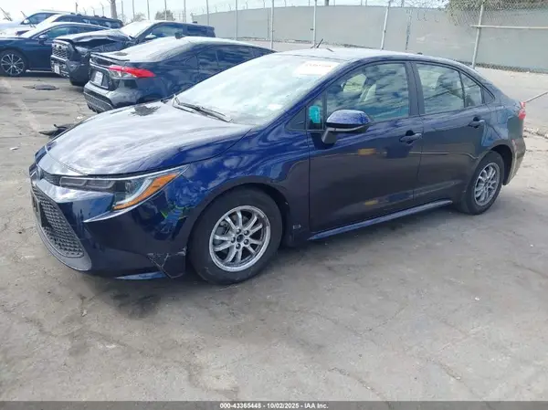 JTDEAMDEXNJ061793 2022 TOYOTA COROLLA - Image 2