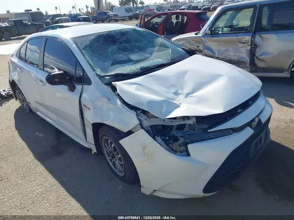 JTDEBRBE0LJ002391 2020 TOYOTA COROLLA - Image 1