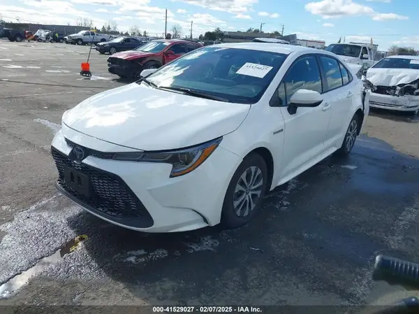 JTDEBRBE0LJ011804 2020 TOYOTA COROLLA - Image 2
