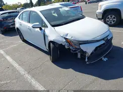 JTDEBRBE1LJ015263 2020 TOYOTA COROLLA