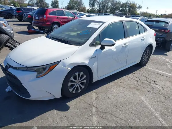 JTDEBRBE1LJ015263 2020 TOYOTA COROLLA - Image 2