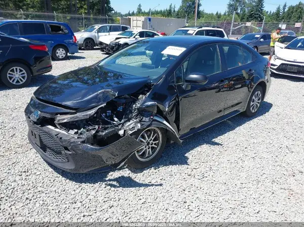 JTDEBRBE1LJ015893 2020 TOYOTA COROLLA - Image 2