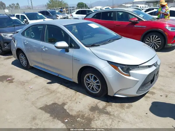 JTDEBRBE1LJ026084 2020 TOYOTA COROLLA - Image 1