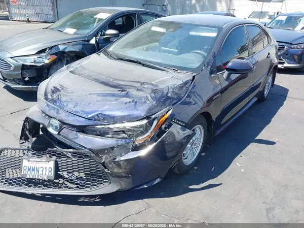 JTDEBRBE3LJ015930 2020 TOYOTA COROLLA - Image 2