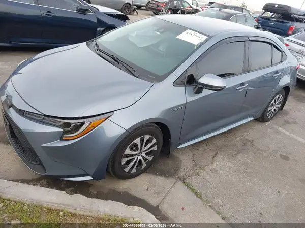 JTDEBRBE3LJ027981 2020 TOYOTA COROLLA - Image 2