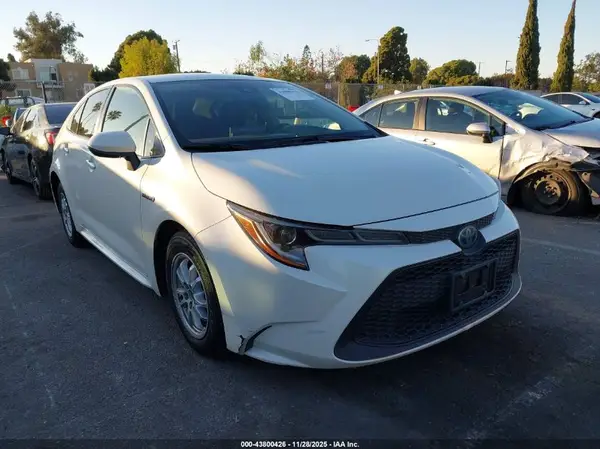 JTDEBRBE4LJ004662 2020 TOYOTA COROLLA - Image 1