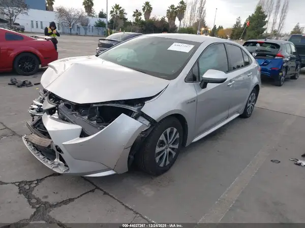 JTDEBRBE4LJ016682 2020 TOYOTA COROLLA - Image 2