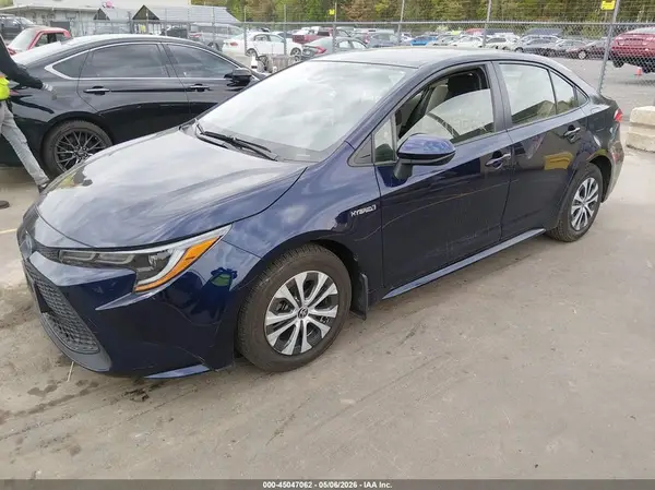 JTDEBRBE4LJ018187 2020 TOYOTA COROLLA - Image 2