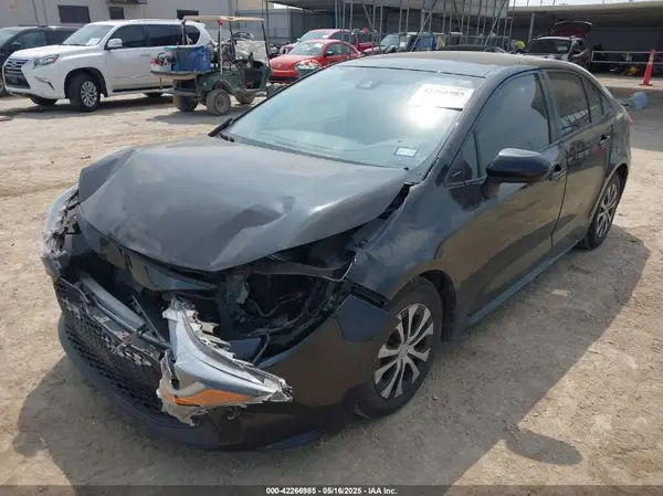 JTDEBRBE4LJ024099 2020 TOYOTA COROLLA - Image 2