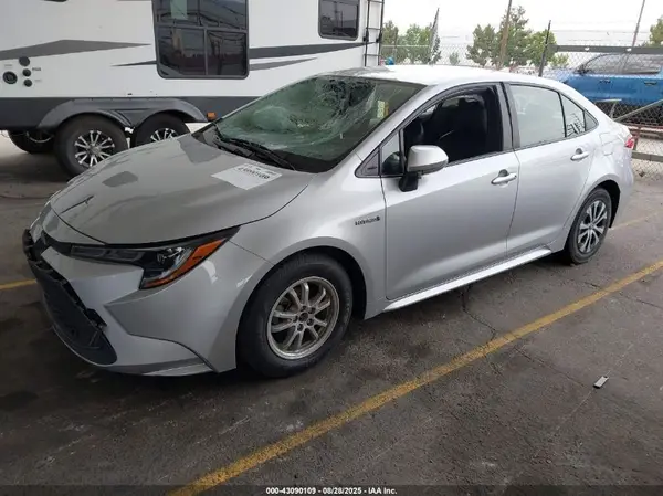 JTDEBRBE5LJ001267 2020 TOYOTA COROLLA - Image 2