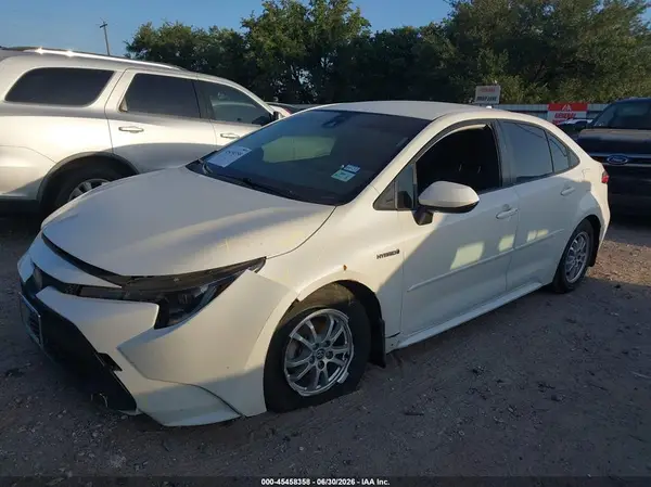 JTDEBRBE5LJ006923 2020 TOYOTA COROLLA - Image 2