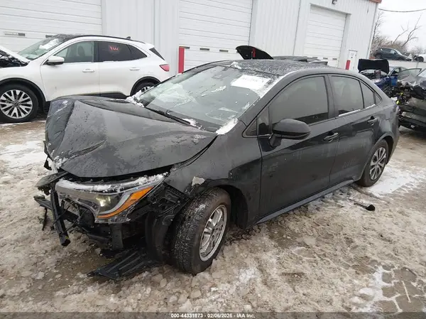 JTDEBRBE5LJ025617 2020 TOYOTA COROLLA - Image 2
