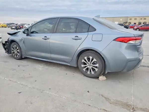 JTDEBRBE6LJ015047 2020 TOYOTA COROLLA - Image 2